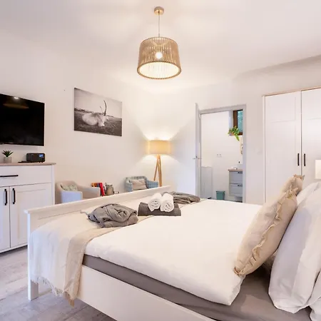 Natura Apartment *